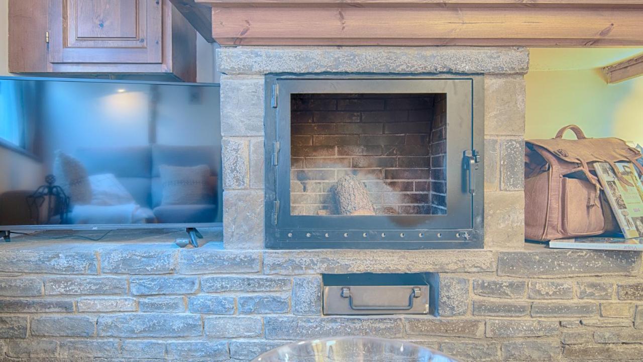 לס Saplan Real Estate Carlac מראה חיצוני תמונה
